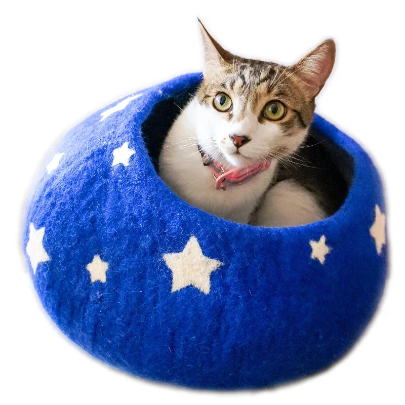 - Parrot toy selectionMidnight Stars Eco Kitty Cave